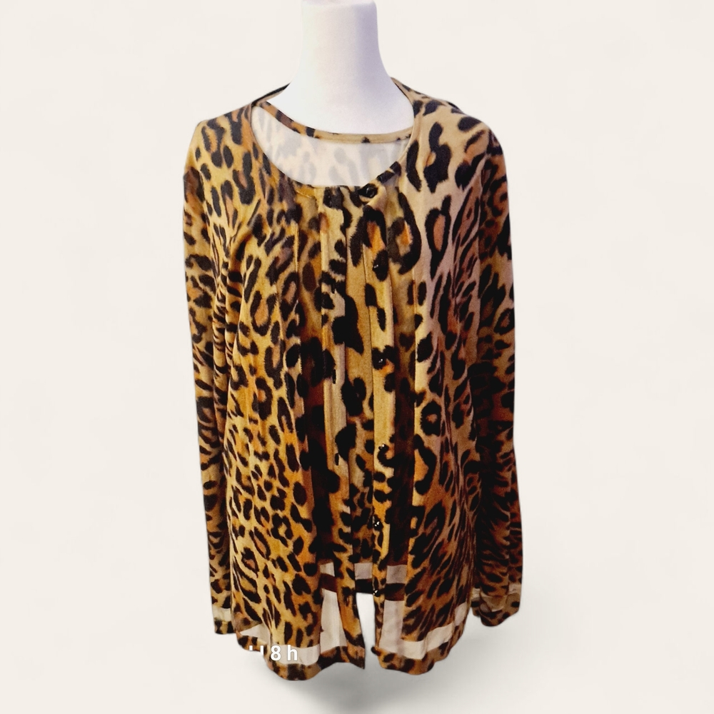 Escada Cardigan Set. Leopard Print Women